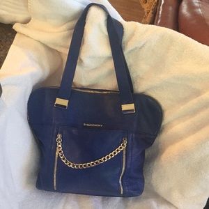 B Makowsky shoulder bag